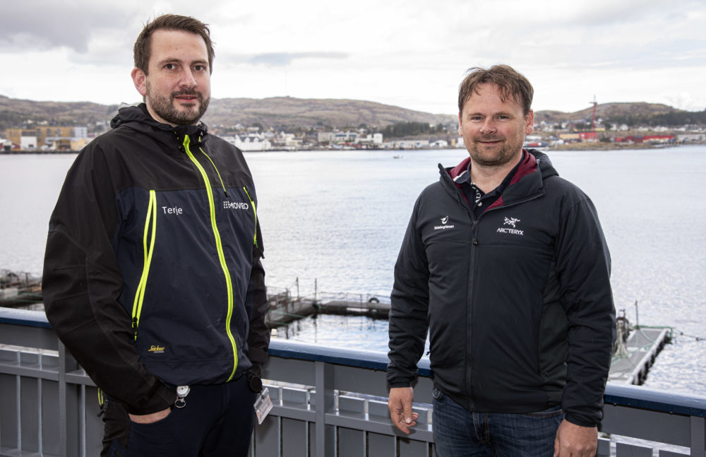 To ledere ved Nærøysundet, foto